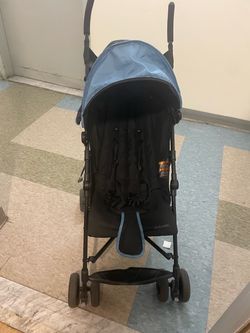 Umbrella stroller