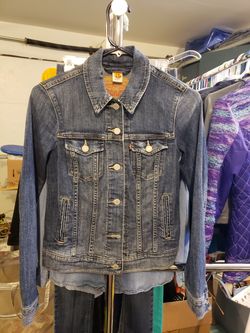 Levis jacket