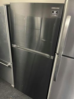 Samsung Top Mount Refrigerator Black with IceMaker