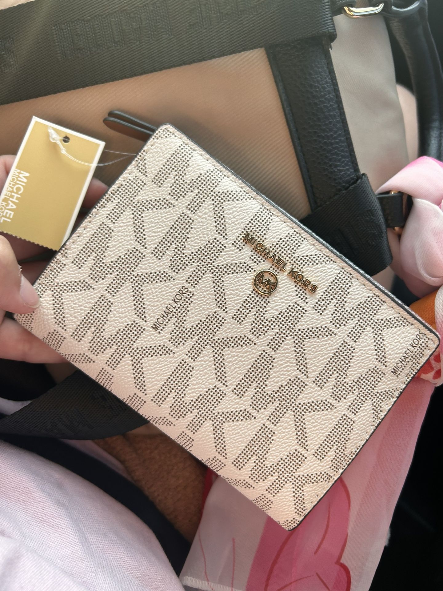 Brand New MK Wallet
