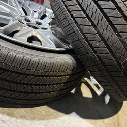 GMC Yukon Denali Wheels with Tires