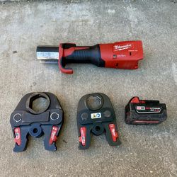 MILWAUKEE M18 PRESS TOOL KIT W/ 2 Jaws & battery no case