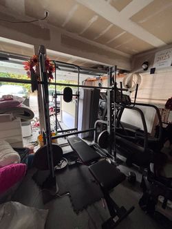 SMITH MACHINE