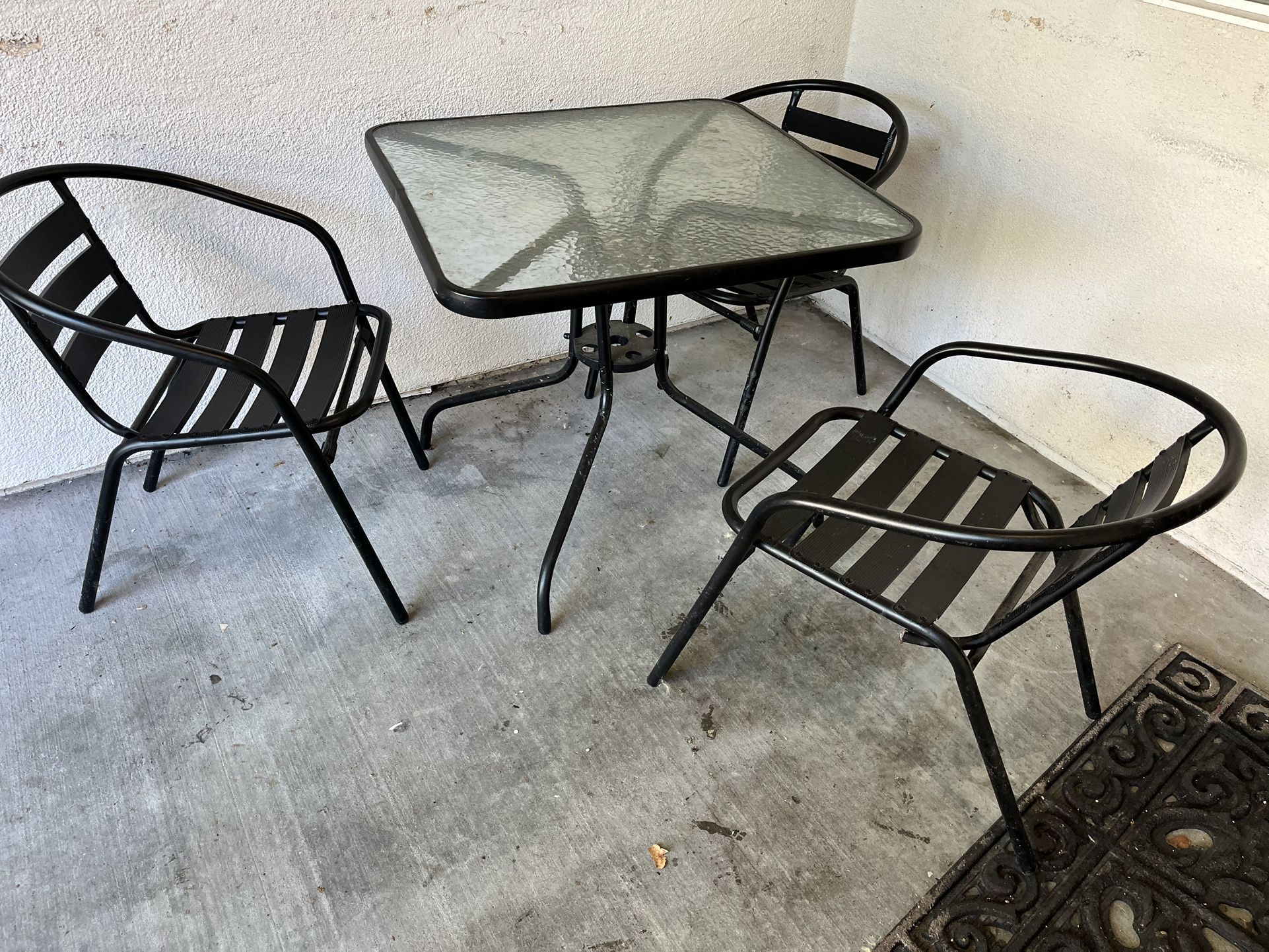 Outdoor Patio Table and Chairs Set