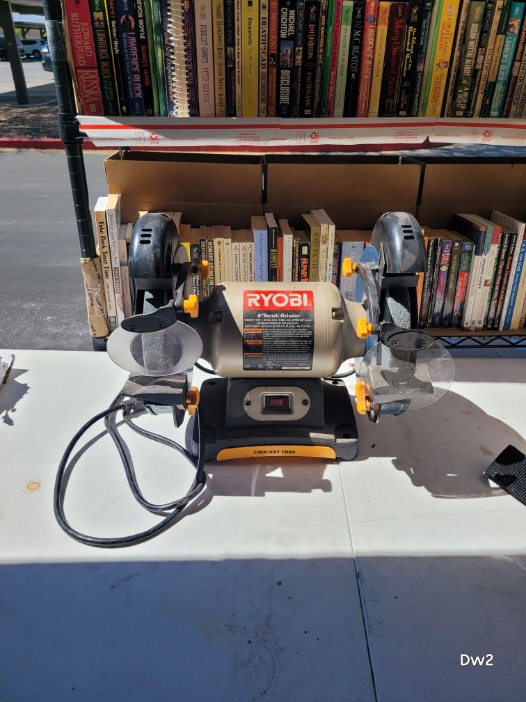 Ryobi bench grinder with adjustable tool rest