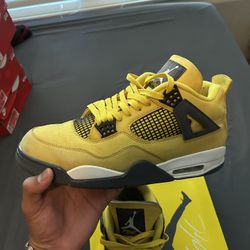 lighting Jordan 4