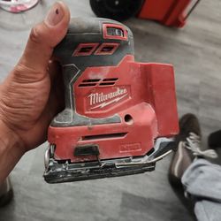 Milwaukee M18 Sander