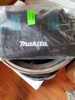 Makita battery charger