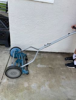 Push Lawn Mower.