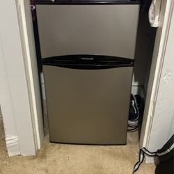 Frigidaire Mini Fridge,