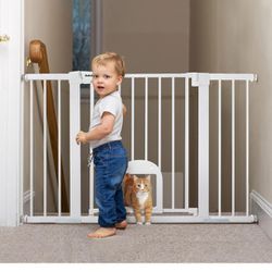 Babelio 29-48" Extra Wide Baby Gate with Adjustable Cat Door, Easy Install Pressure/Hardware Mounted Dog Gates for The House, Auto Close Pet Gate for 