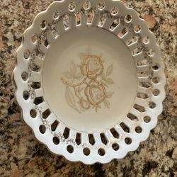Vintage mid Century reticulated porcelain bowl scalloped edge and hand-painted gold Roses on Center