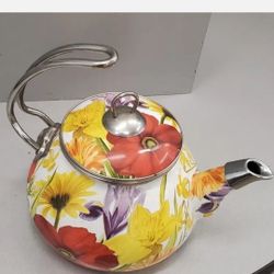 PIONEER WOMEN TEA POT