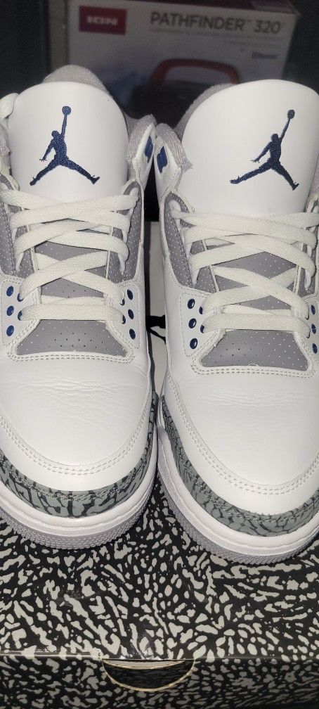 Jordan 3 Midnight Navy Size 10 Used