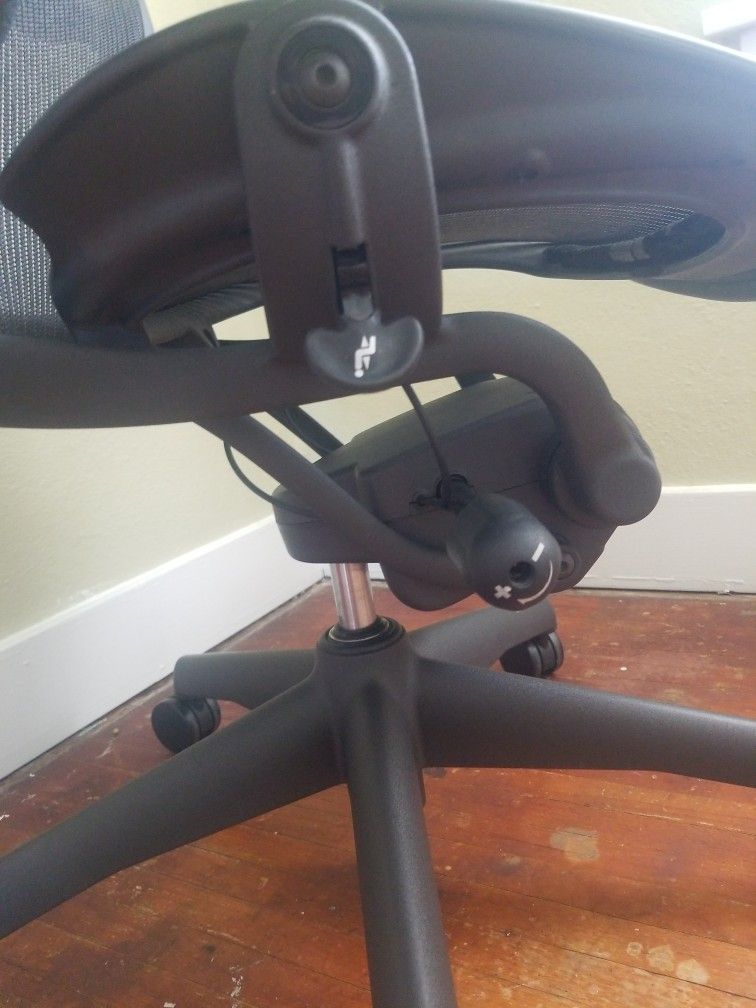 Herman Miller Office Chair!!! Make An Offer