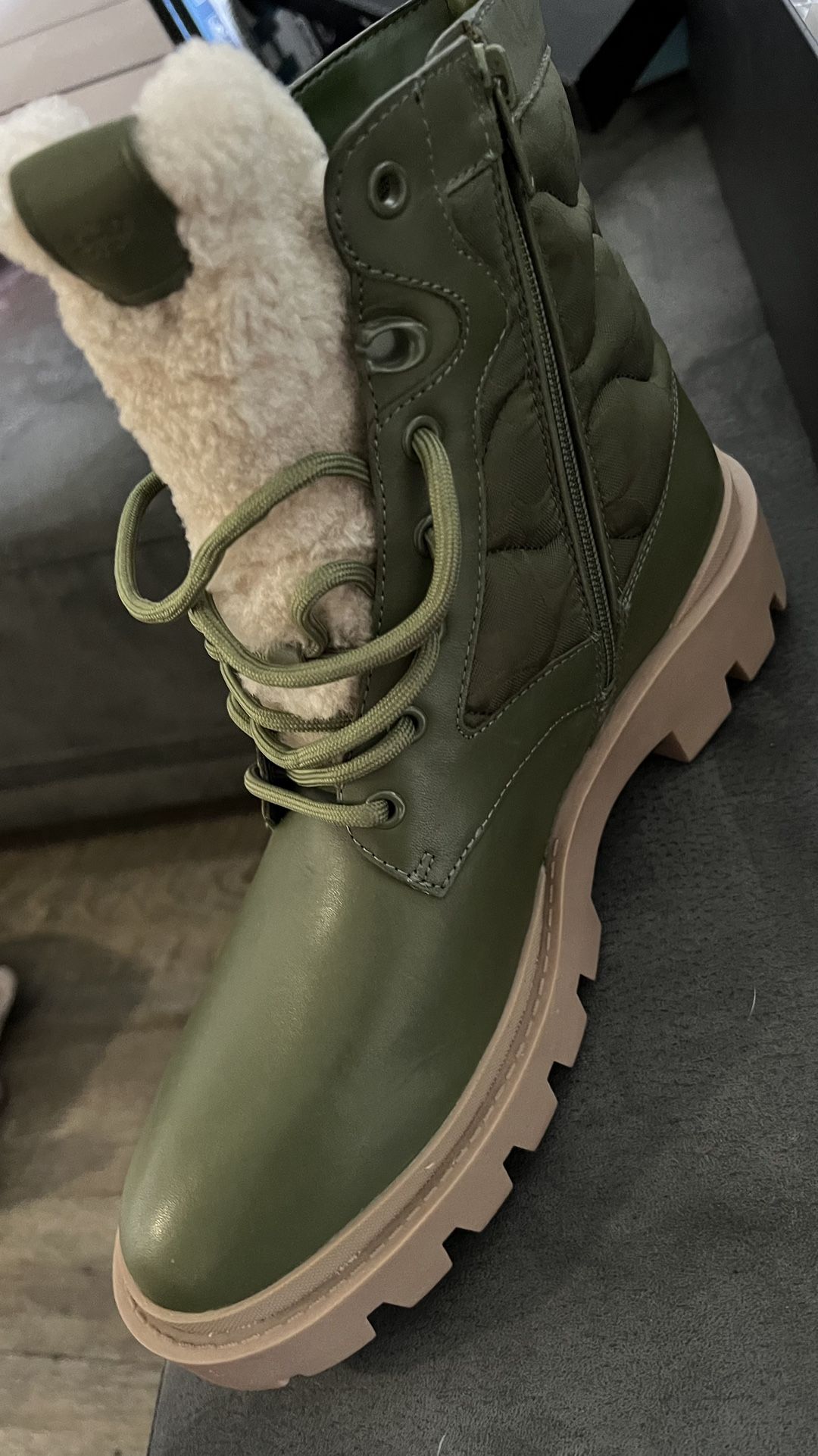 Botas Unisex Size 9.5 Color Cactus