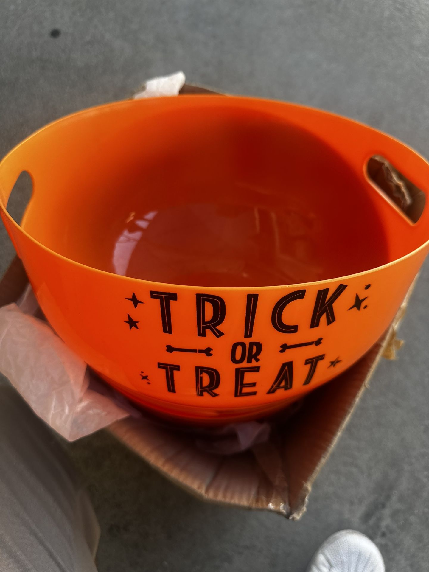 Halloween Trick or Treat Candy Bowl $4 Ea