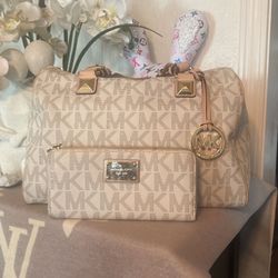 Michael Kors Purse
