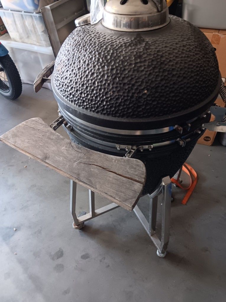 Big Green Egg