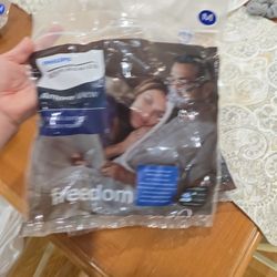 NEW CPAP Mask – Philips Respironics Amara View (Size M)