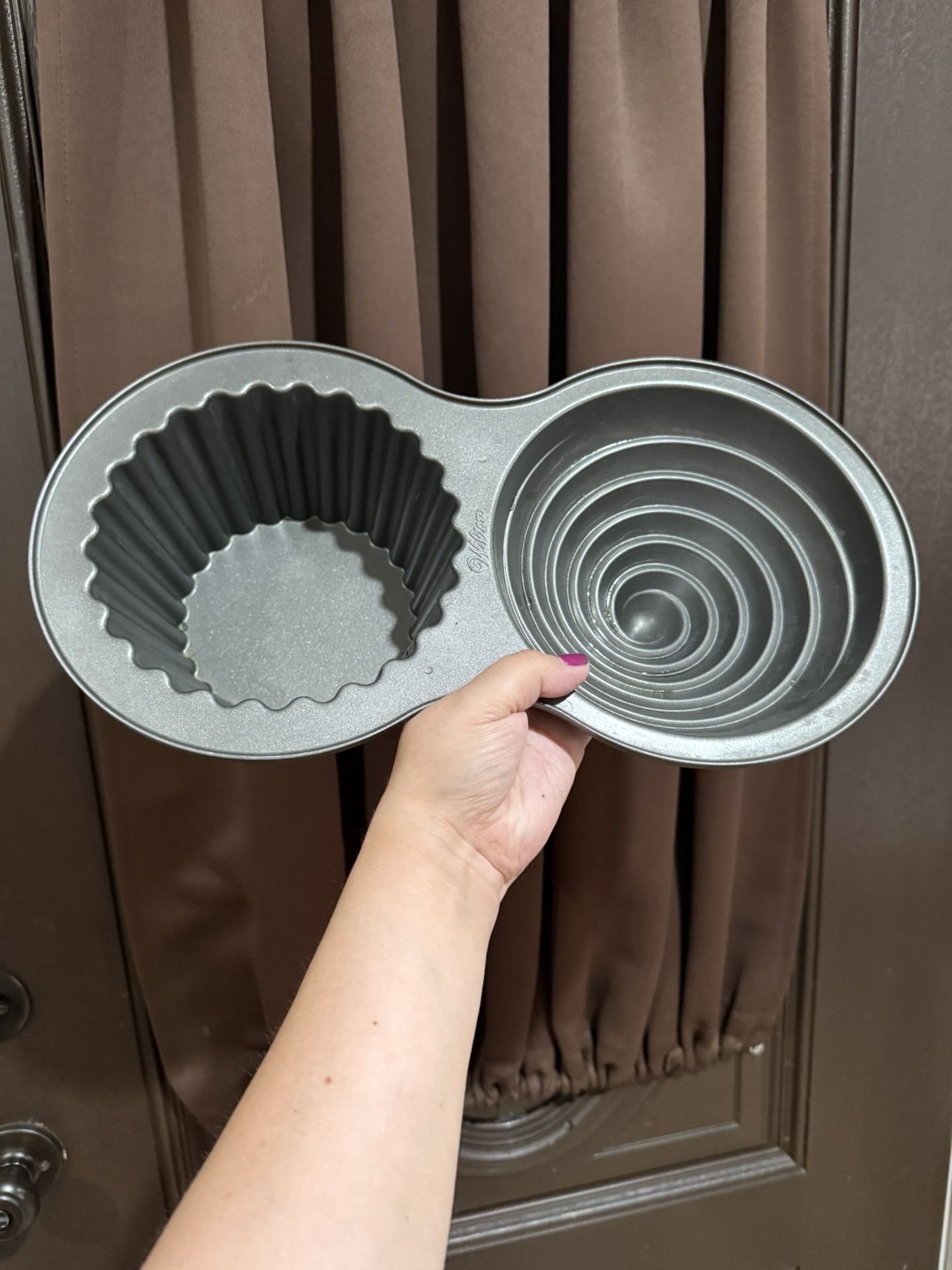 Giant Cupcake Cake Pan Mold