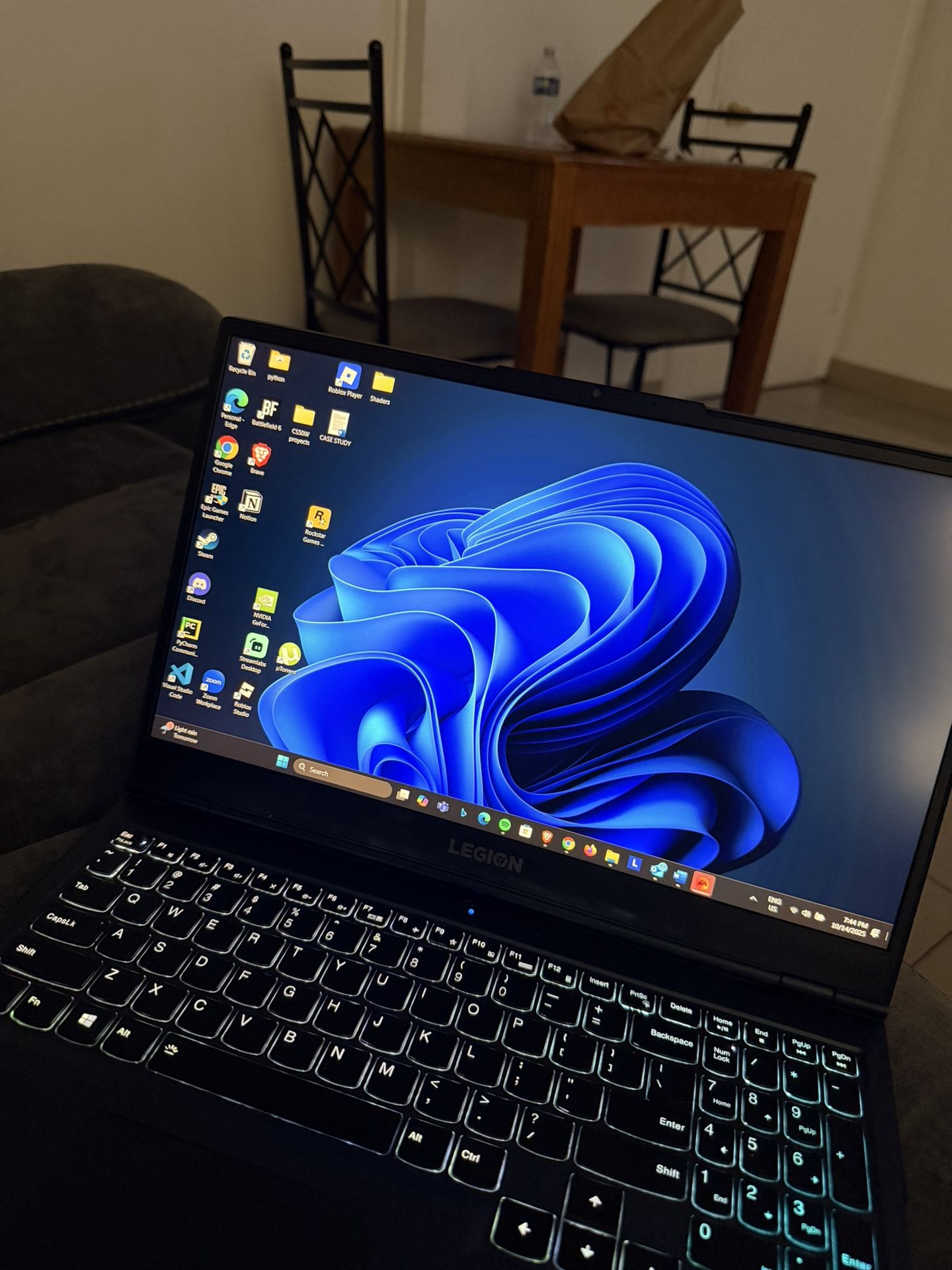 Lenovo Legion 15ach6 gaming laptop