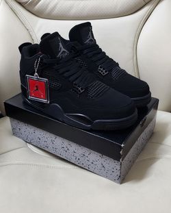 Jordan 4 Retro