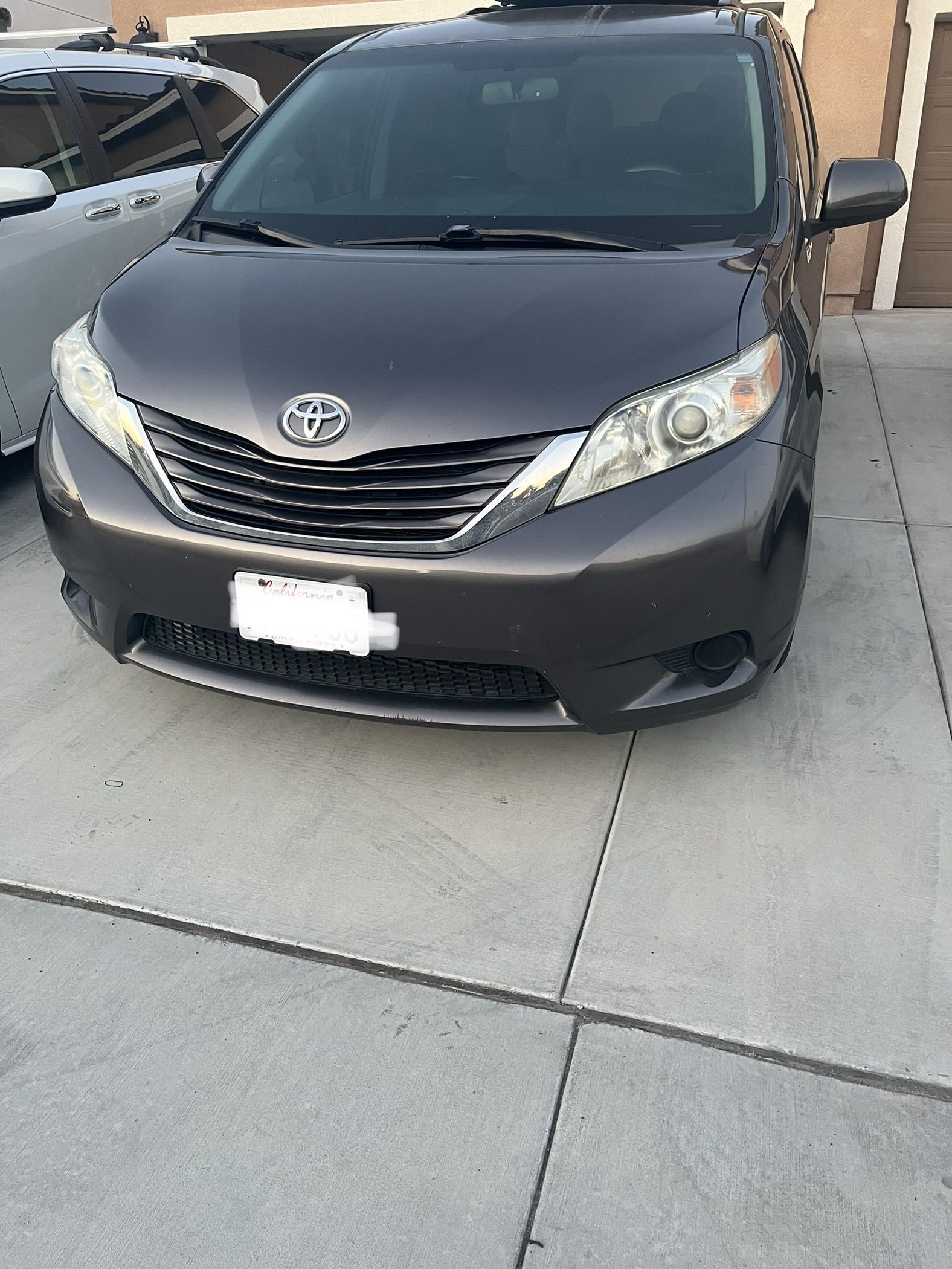 2017 Toyota Sienna