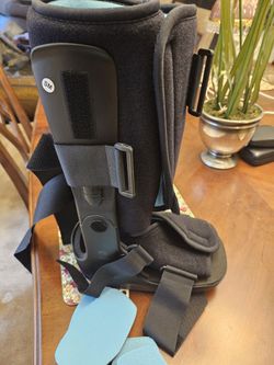 Ossur FormFit Walker Air Boot