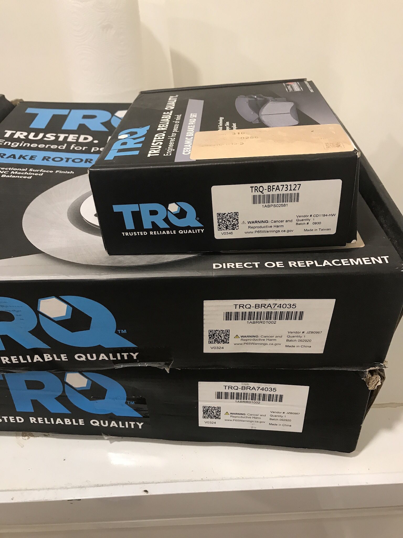 TRQ Rear Rotor Pair And Pads