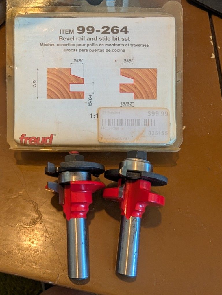 Freud Bevel Rail & Stile Bit Set