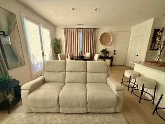 Cream 3-Seat Dual Recliner Sofa - Excellent Condition