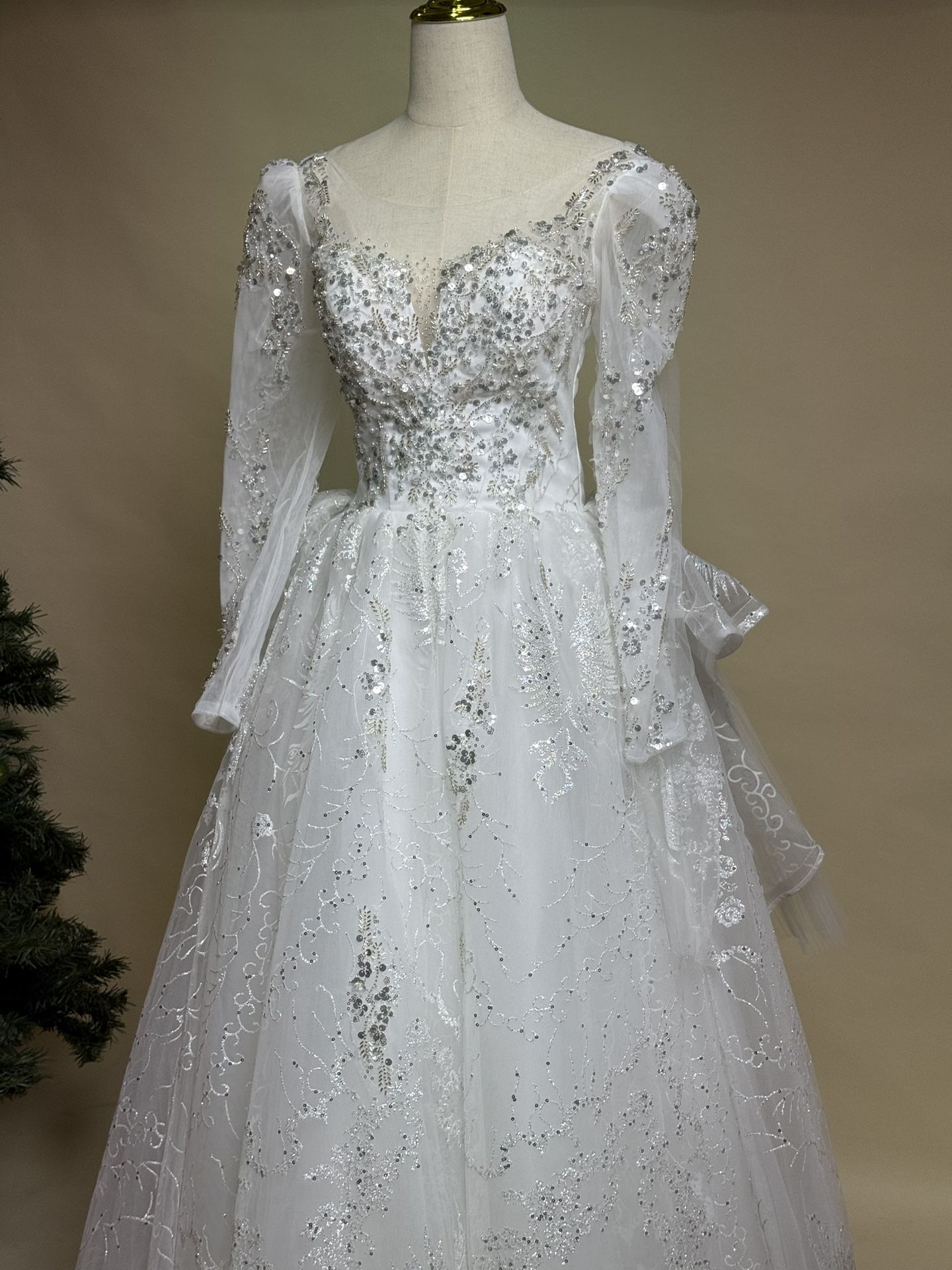 long sleeves Beaded Wedding Dress – One Size – Lace-Up Back – Irvine CA Local Pickup Only – $25