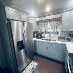Kitchen cabinets