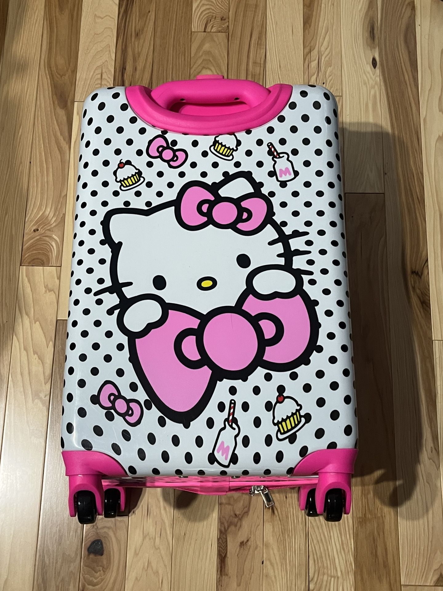 Hello Kitty poka dot luggage