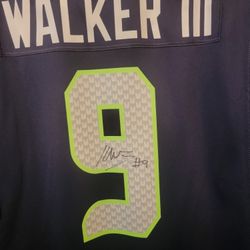 Kenneth Walker Jersey SIGNED Size L