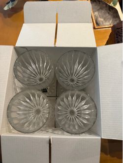 Brand new vine glasses in box