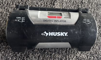 Digital tire inflator