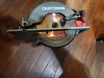 Craftsman Battery Powered Circular Saw (20 V)