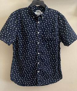 Old Navy Slim Fit Short Sleeve Button Up Shirt 