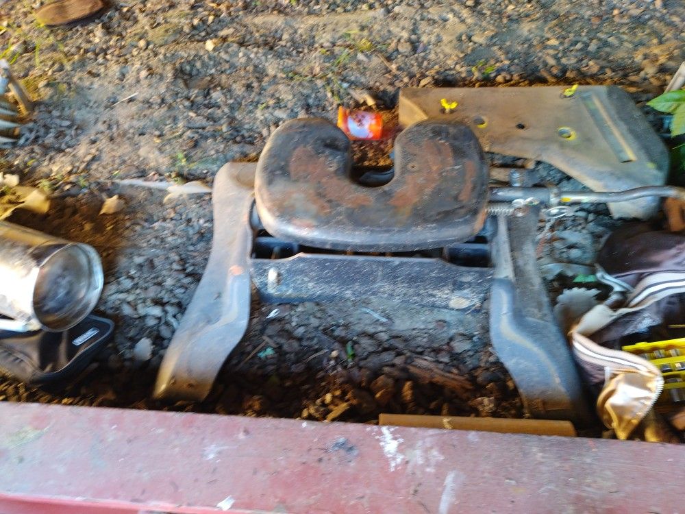 5th Wheel Attachment