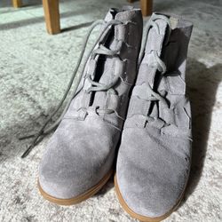 Sorel Grey Suede Boots