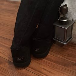 Size 8 UGG BOOTS  Australia 