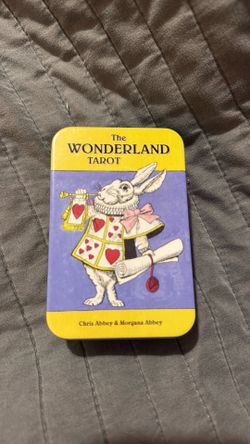 Alice in Wonderland tarot deck