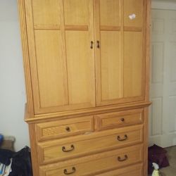 Wooden Hutch/ Entertainment Center 