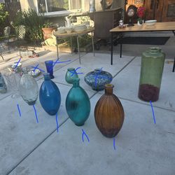 Big Vase 4 - $5 Each  / Large Crystal Vase 1 - $10 / Big Green Vase $10   