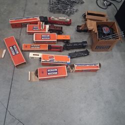 Lionel Train Complete With Locomotive 1953