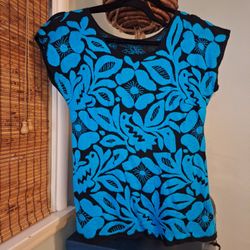 Oxacan Embroidered Shirt. Custom Made. Size 6-8