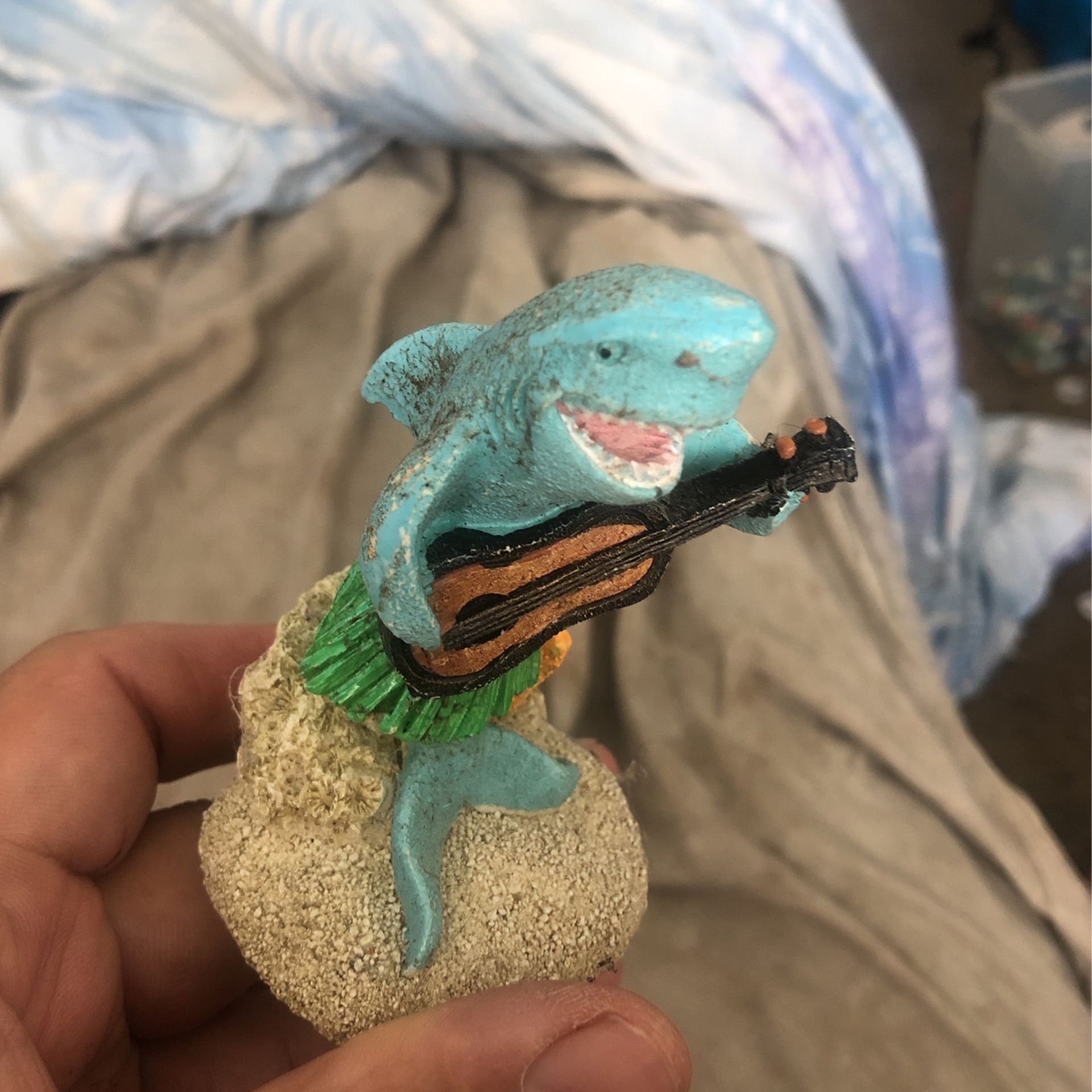Fish Aquarium Decorations Pineapple And Shark Playing The Guitar