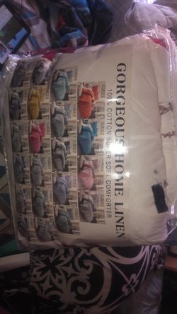 Queen bed cover brand new